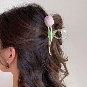 Tulip hair clip N63